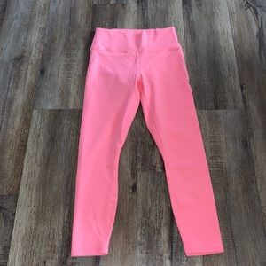 PowerHold by Fabletics.